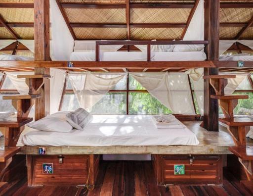 Harana Surf Resort General Luna  Bagian luar foto
