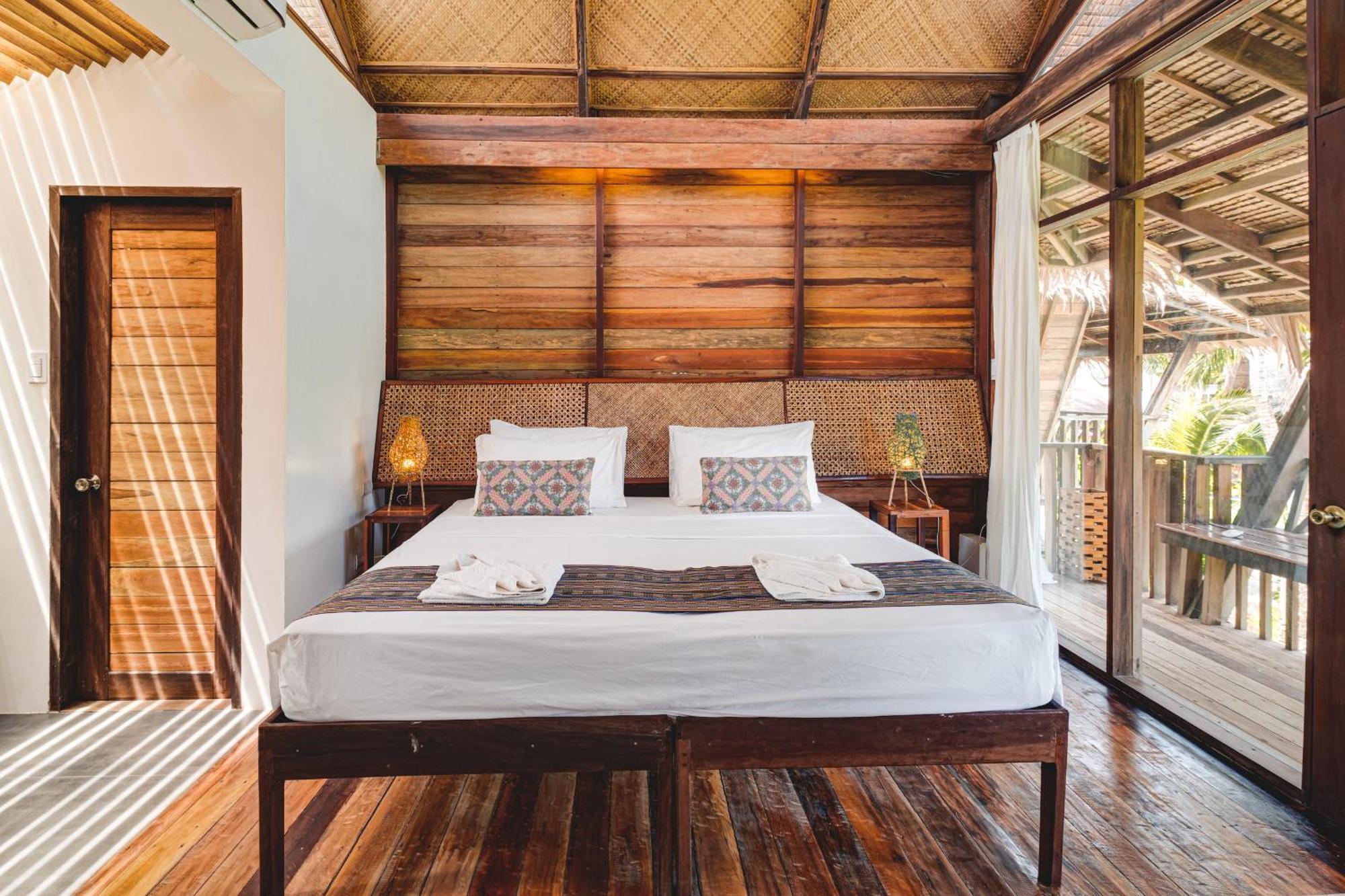 Harana Surf Resort General Luna  Bagian luar foto